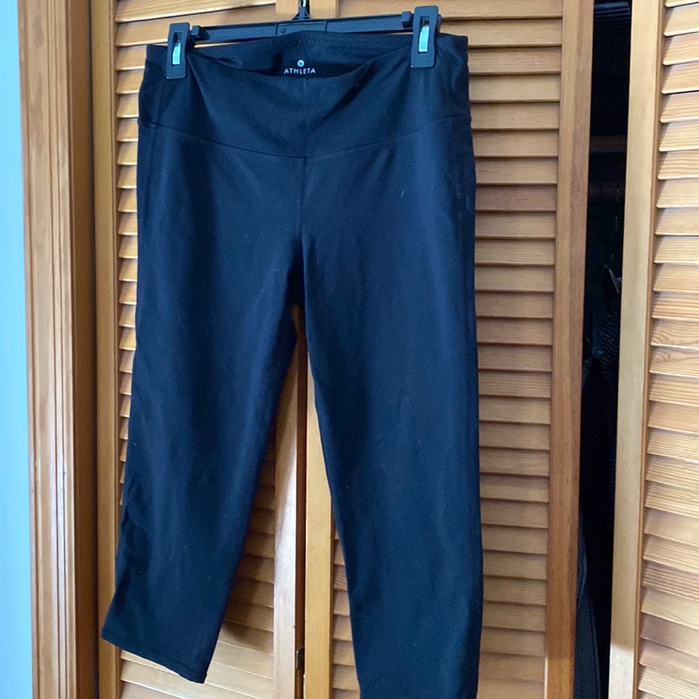 Capri length leggings